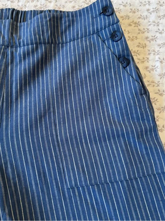 Navy Pinstripe Wide-Leg Crop Pants - Picture 2 of 5